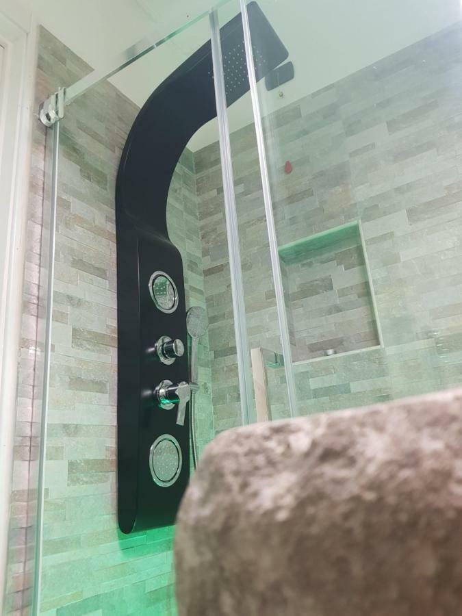 Suite In Milano Certosa Station Exterior photo
